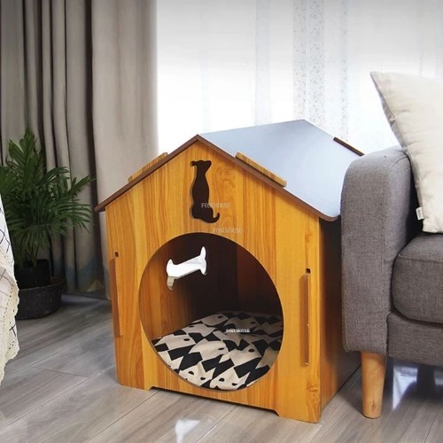 Nhà gỗ cho chó Phốc Sóc với thiết kế hiện đại và lót đệm.